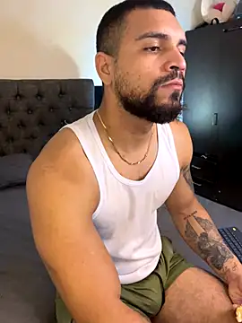 vincentjaxon online show from October 2025 12:17:02 PM