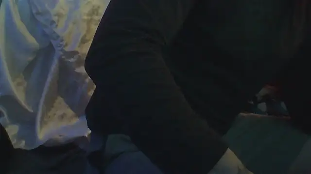 Luv2SuckBWC92 online show from February 2026 11:18:02 AM