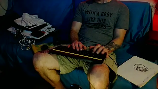 Luv2SuckBWC92 online show from October 2025 04:14:02 AM