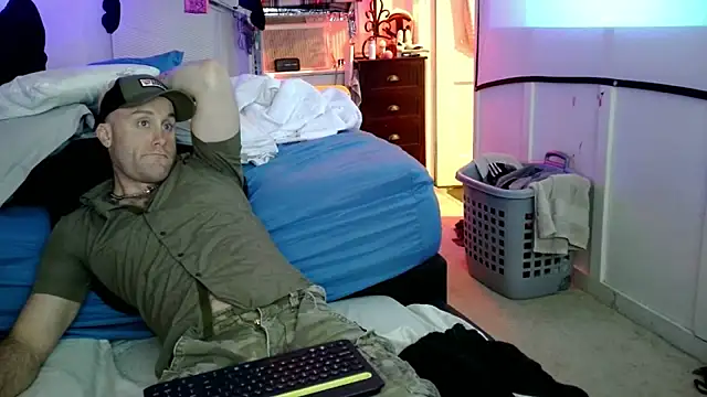 Luv2SuckBWC92 online show from September 2025 02:07:02 AM