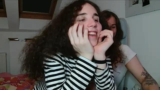 Snapshot of tsbubbles760 chatting on October 2025 07:59:01 PM tsbubbles760 online show from October 2025 07:59:01 PM