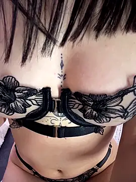 Sofi Leal online show from March 2026 12:51:02 PM