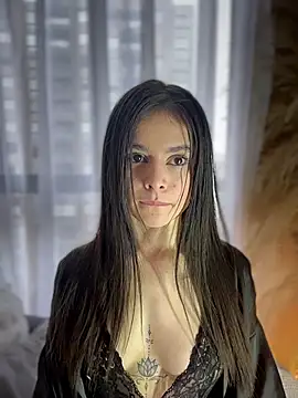 Sofi Leal online show from March 2026 12:21:01 PM