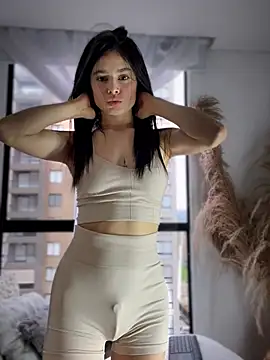 Sofi Leal online show from February 2026 12:49:01 PM