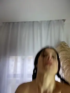 Sofi Leal online show from March 2026 12:22:02 PM