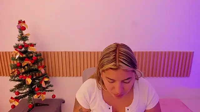 OliviaSweett online show from December 2025 06:41:01 PM