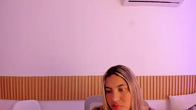 OliviaSweett online show from February 2026 09:36:02 PM