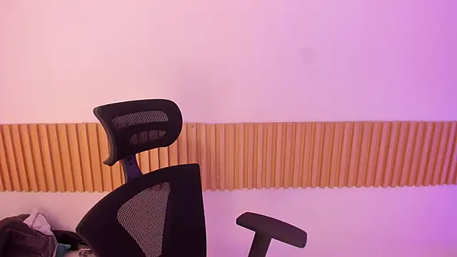 OliviaSweett online show from September 2025 07:13:01 PM