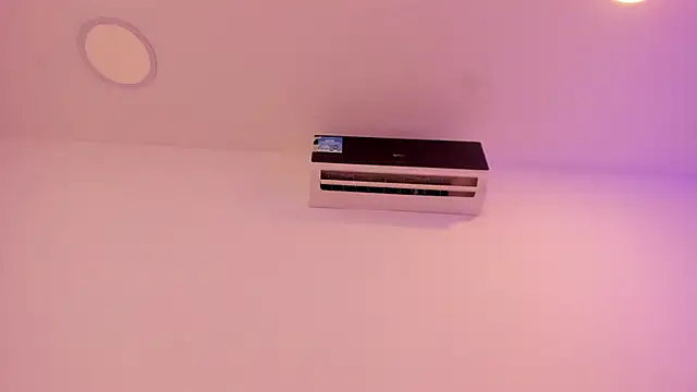 OliviaSweett online show from May 2026 04:35:02 PM