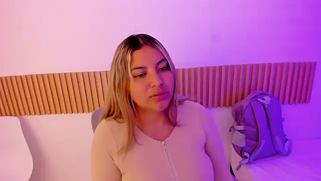 OliviaSweett online show from April 2026 07:37:01 PM