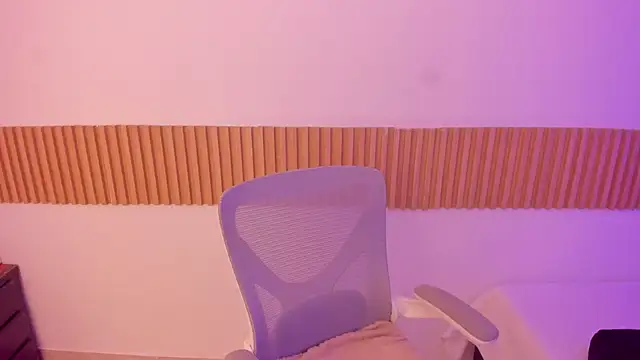 OliviaSweett online show from January 2026 06:14:01 PM