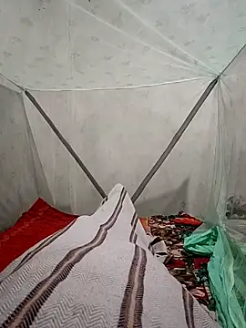 monubigcoock online show from October 2025 11:08:02 AM