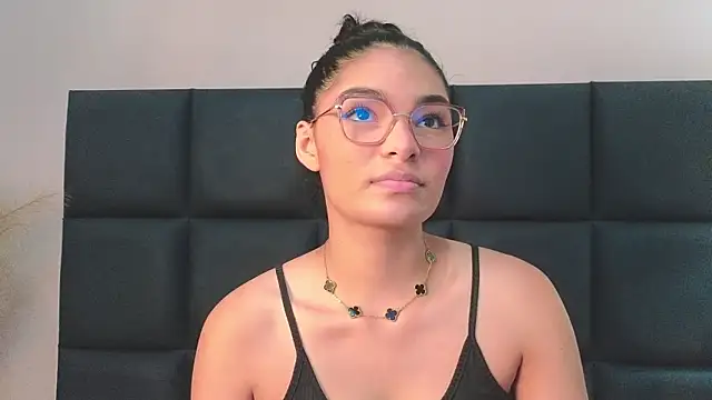 LunaAspen  online show from April 2026 05:58:01 PM