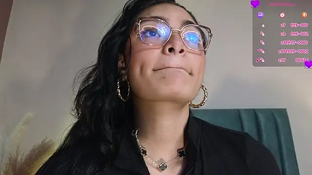 LunaAspen  online show from April 2026 06:12:01 PM