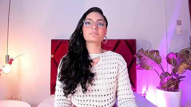 LunaAspen  online show from March 2026 06:35:02 PM