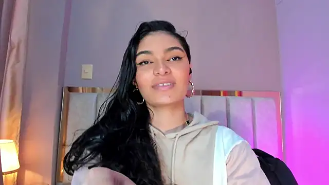 LunaAspen  online show from January 2026 06:12:01 PM