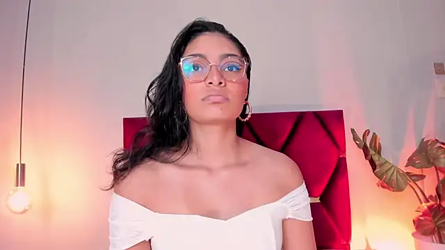 LunaAspen  online show from January 2026 06:11:02 PM