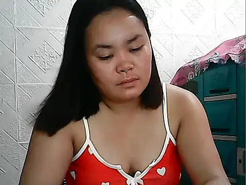 CreamyPussy4uxx online show from April 2026 02:18:02 AM