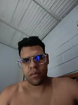 Bigtiti01 online show from December 2025 09:29:01 PM