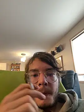 Snapshot of Hungboxer69 chatting on December 2025 10:21:02 PM Hungboxer69 online show from December 2025 10:21:02 PM