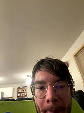 Snapshot of Hungboxer69 chatting on December 2025 10:25:01 AM Hungboxer69 online show from December 2025 10:25:01 AM