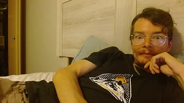 Hungboxer69 online show from September 2025 01:50:02 AM