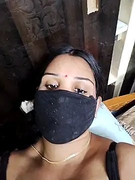 Snapshot of Devi-with-Ram chatting on November 2025 04:44:02 PM Devi-with-Ram online show from November 2025 04:44:02 PM