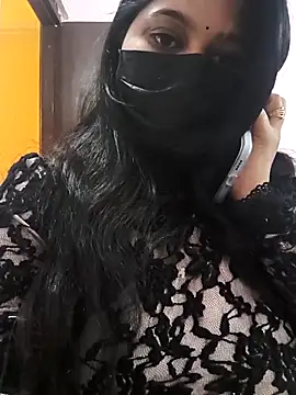 Snapshot of Cute_Avni99 chatting on November 2025 06:14:01 AM Cute Avni99 online show from November 2025 06:14:01 AM