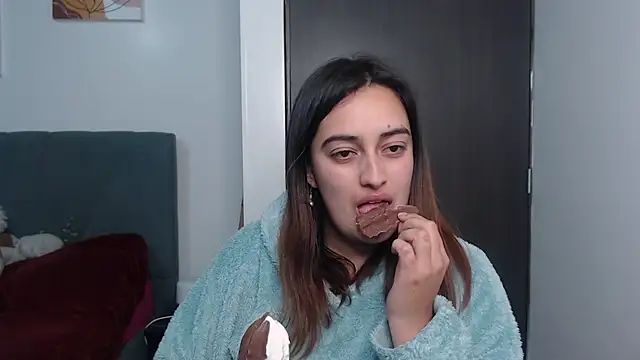 Meggan n online show from November 2025 03:40:01 AM