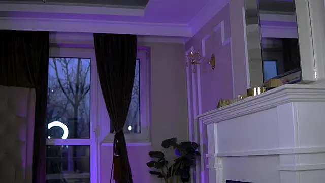 EmaHallee online show from March 2026 04:34:02 AM