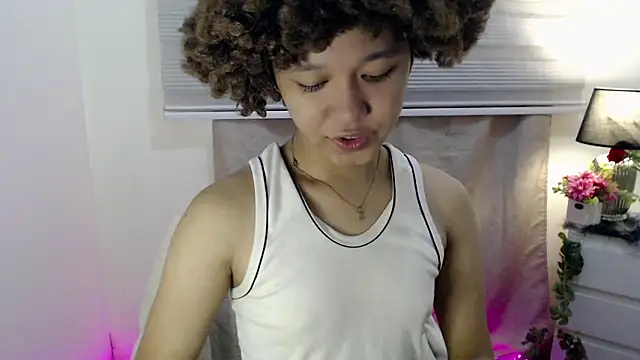 Snapshot of 9INCHESHARDCOCK chatting on November 2025 11:31:02 AM 9INCHESHARDCOCK online show from November 2025 11:31:02 AM