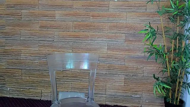 Cupcake Izzy online show from November 2025 05:54:01 AM