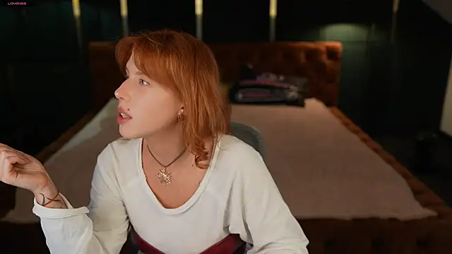 BadAfina online show from November 2025 11:36:02 AM