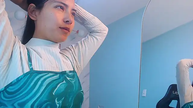 victoria hernandez t  online show from March 2026 01:13:01 PM