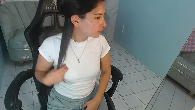 Snapshot of victoria_hernandez_t_ chatting on July 2026 01:19:01 PM victoria hernandez t online show from July 2026 01:19:01 PM