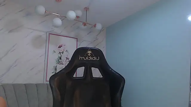 Snapshot of victoria_hernandez_t_ chatting on June 2026 01:09:02 PM victoria hernandez t online show from June 2026 01:09:02 PM