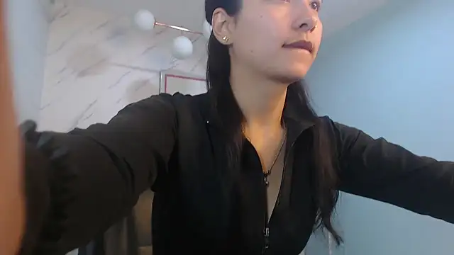 Snapshot of victoria_hernandez_t_ chatting on June 2026 01:12:02 PM victoria hernandez t online show from June 2026 01:12:02 PM