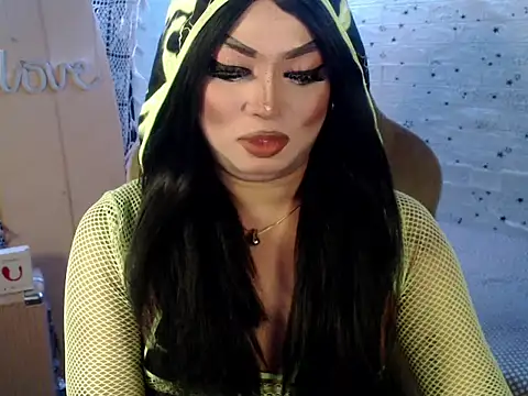xxXMissCessXxx online show from April 2026 04:30:02 PM