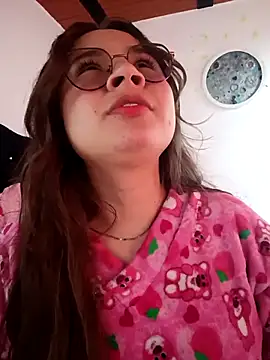 Snapshot of Isa_Acosta chatting on April 2026 07:20:01 PM Isa Acosta online show from April 2026 07:20:01 PM