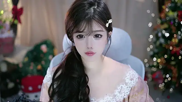 Snapshot of Fortune2Me chatting on December 2025 06:05:01 AM Fortune2Me online show from December 2025 06:05:01 AM