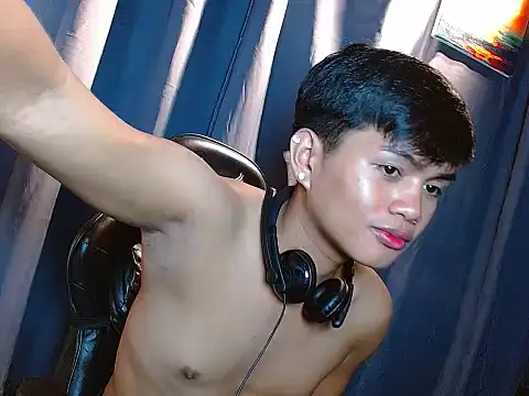 Alexx 143 online show from December 2025 09:04:02 AM