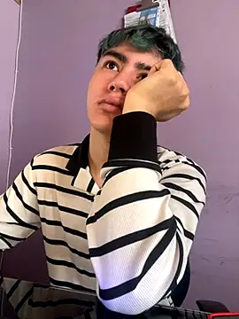 AlexanderCollman online show from November 2025 01:03:02 PM