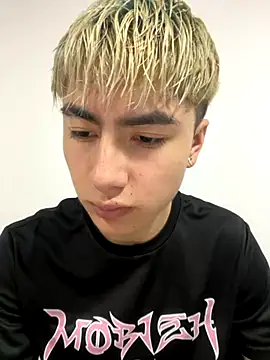 AlexanderCollman online show from December 2025 08:52:01 PM