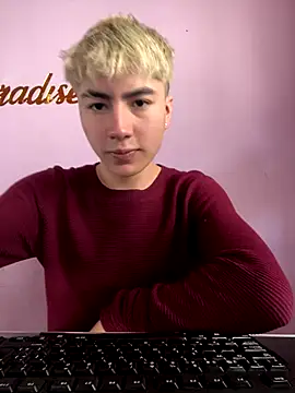 AlexanderCollman online show from November 2025 07:25:02 PM