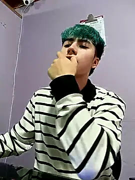 AlexanderCollman online show from October 2025 07:24:01 PM