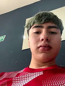 AlexanderCollman online show from November 2025 05:35:01 PM