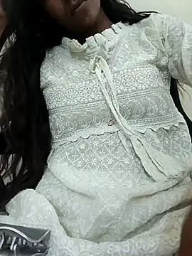Snapshot of Alia-00 chatting on September 2025 03:57:01 AM Alia-00 online show from September 2025 03:57:01 AM