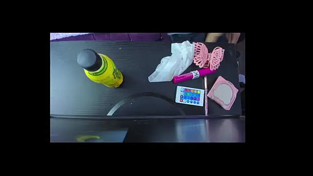 Miaa Davis  online show from February 2026 02:36:02 AM