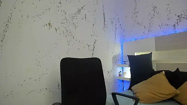 JaddeWalker online show from September 2025 11:27:01 AM