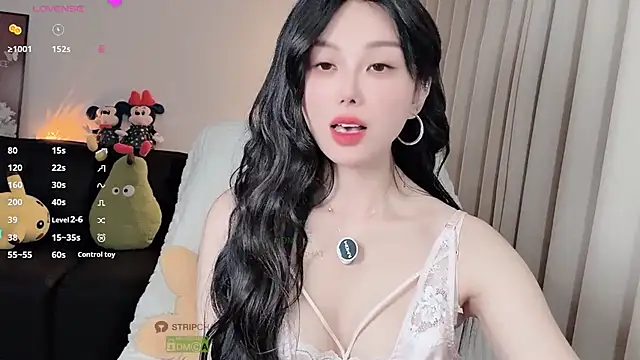 Snapshot of Xiatian520_ chatting on February 2026 05:22:02 PM Xiatian520 online show from February 2026 05:22:02 PM